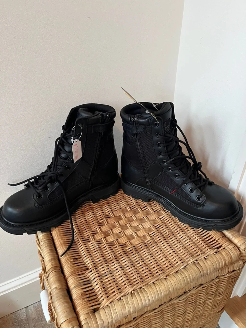 Thorogood 8” Tactical Waterproof Side Zip Boots Size 7M NWT